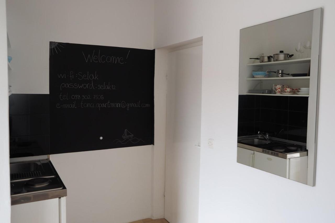 Apartmani Makarska Bagian luar foto