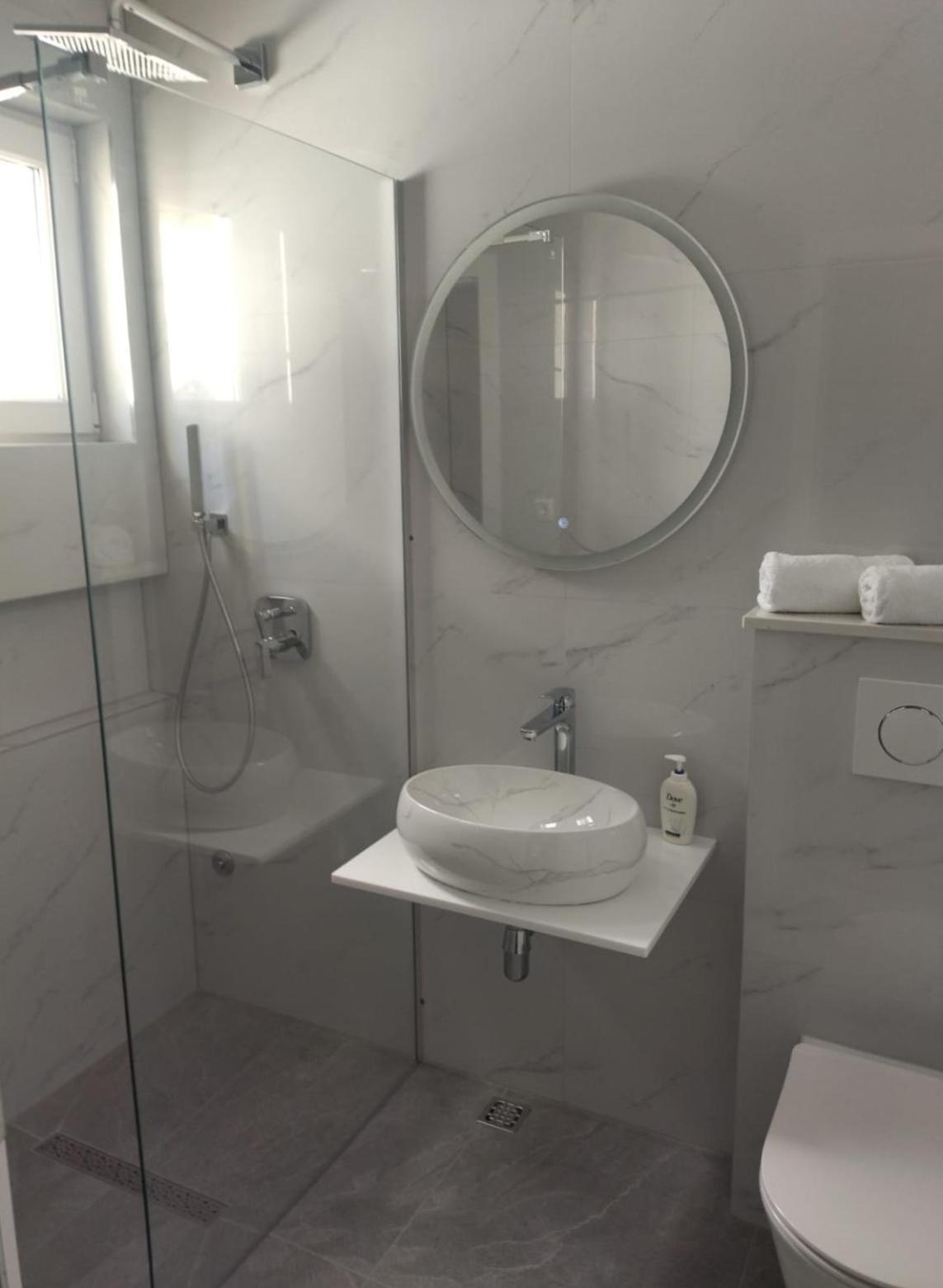 Apartmani Makarska Bagian luar foto
