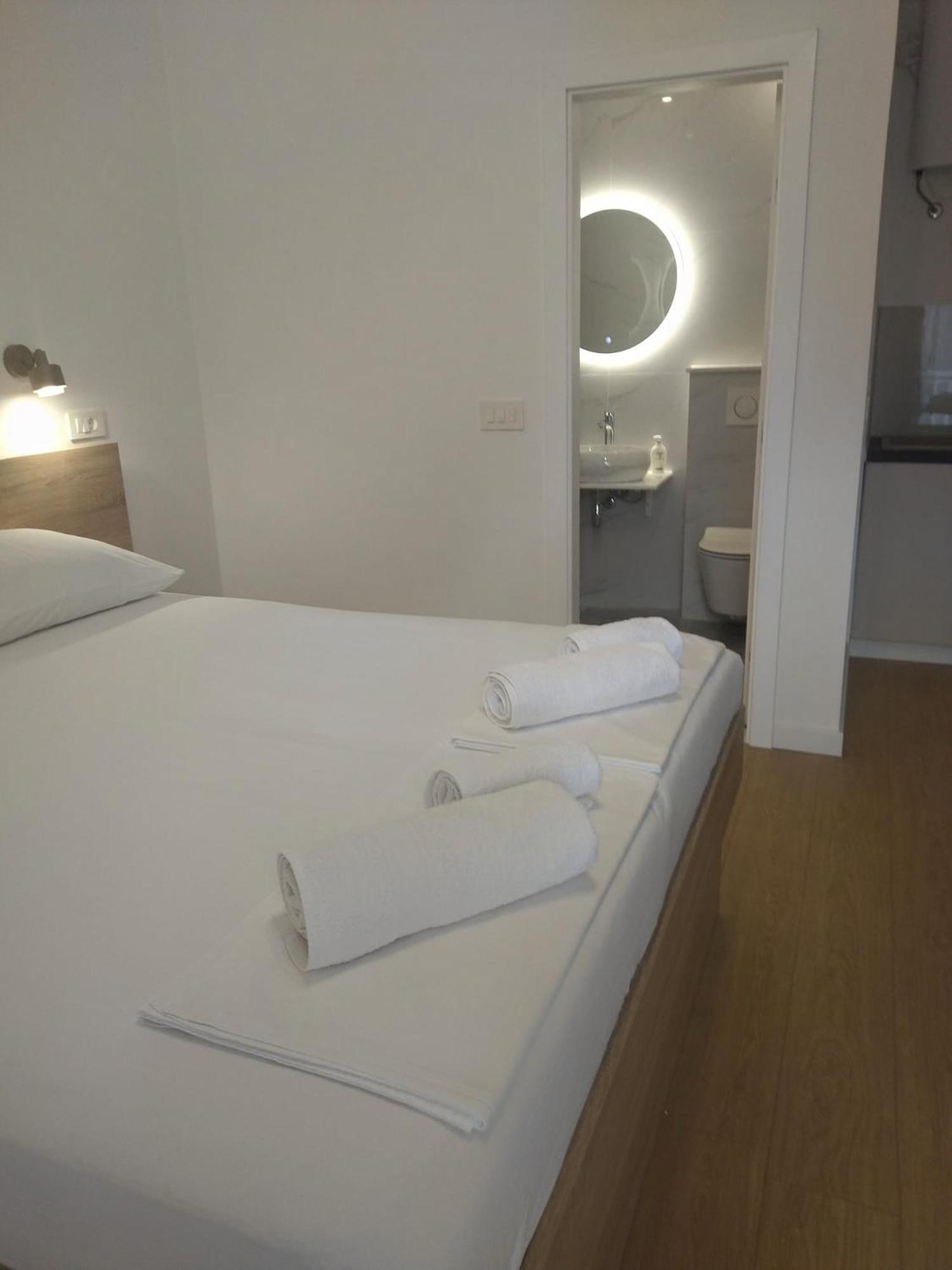 Apartmani Makarska Bagian luar foto