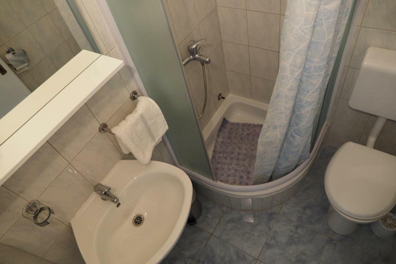 Apartmani Makarska Bagian luar foto